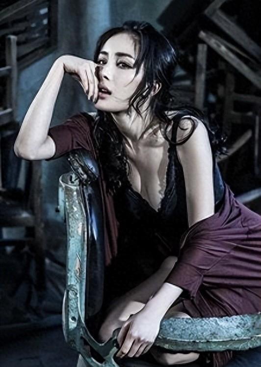 娱乐圈潜规则曝光_张钰导演名单_娱乐圈被潜的男明星