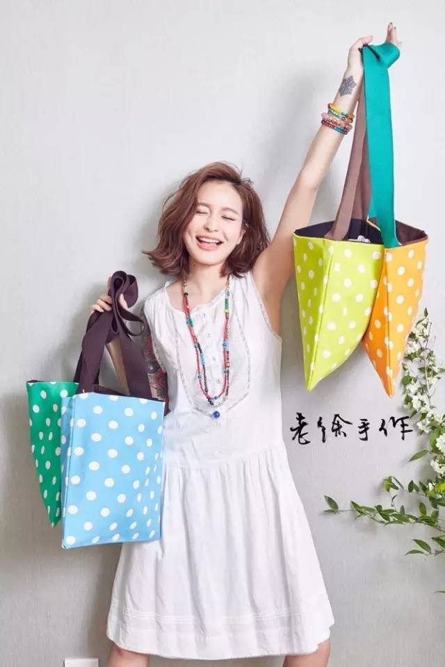 徐静蕾导演作品票房破亿_徐静蕾才女多才多艺_娱乐圈知名女导演