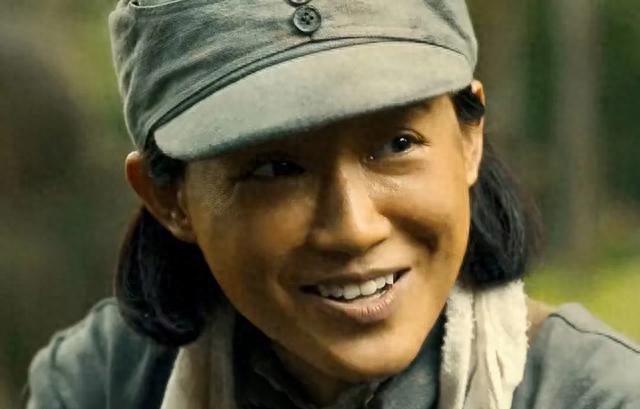 八千里路：又来一位实力派女神，苏青人美气质佳，难得的天然美女